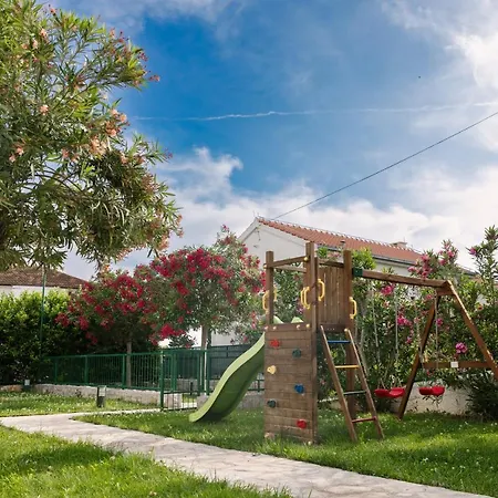 Pharia And - By The Hotel apartamentowy 3*
