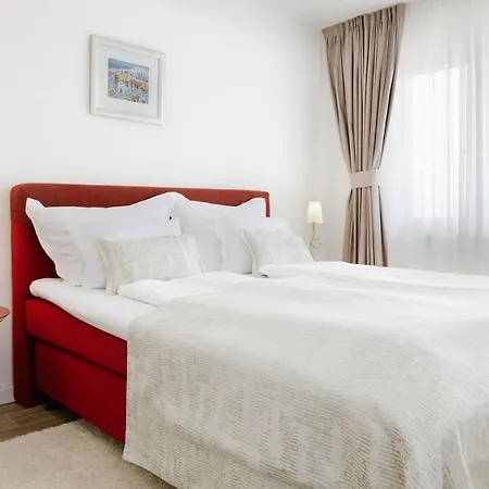 Pharia And - By The Hotel apartamentowy 3*