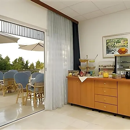 Pharia & Residences 4*