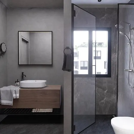 Pharia & Residences Ξενοδοχείο 4*