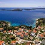 Apart Otel Pharia And - By The