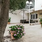 Apart Otel Pharia And - By The Hvar Town