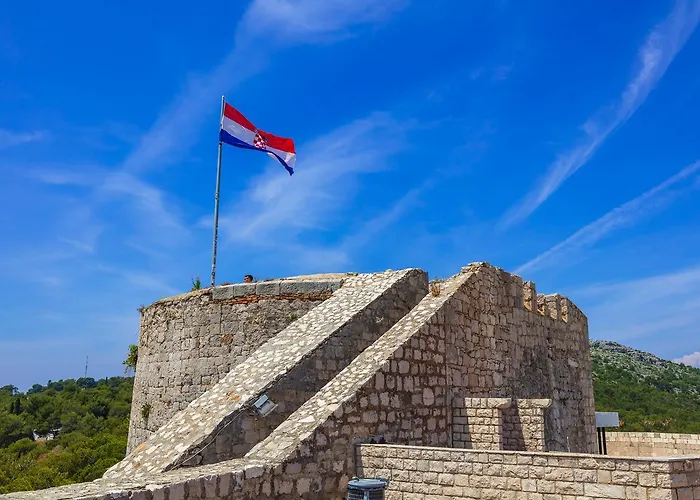 Aparthotel Pharia And - By The Hvar Town